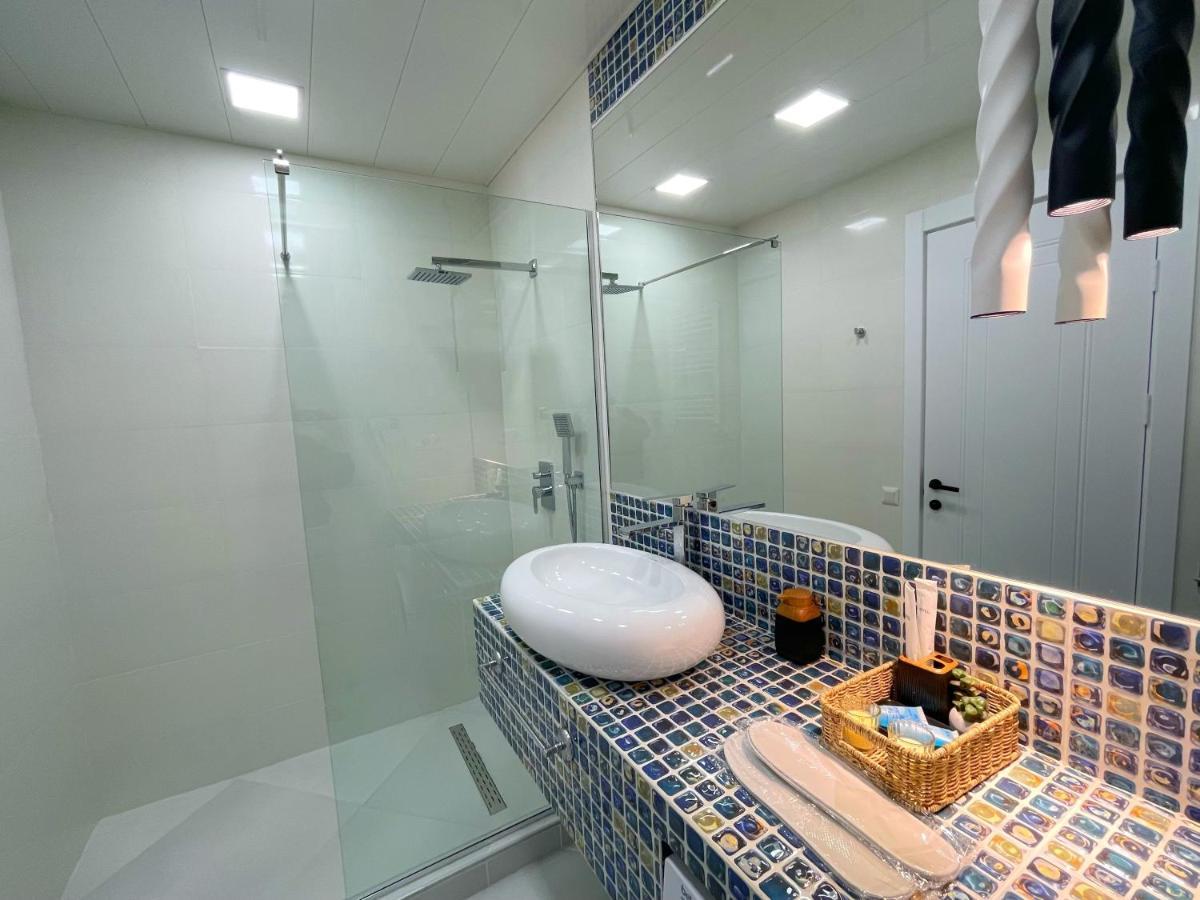 City Heart Luxury Apartment Kutaisi Bagian luar foto