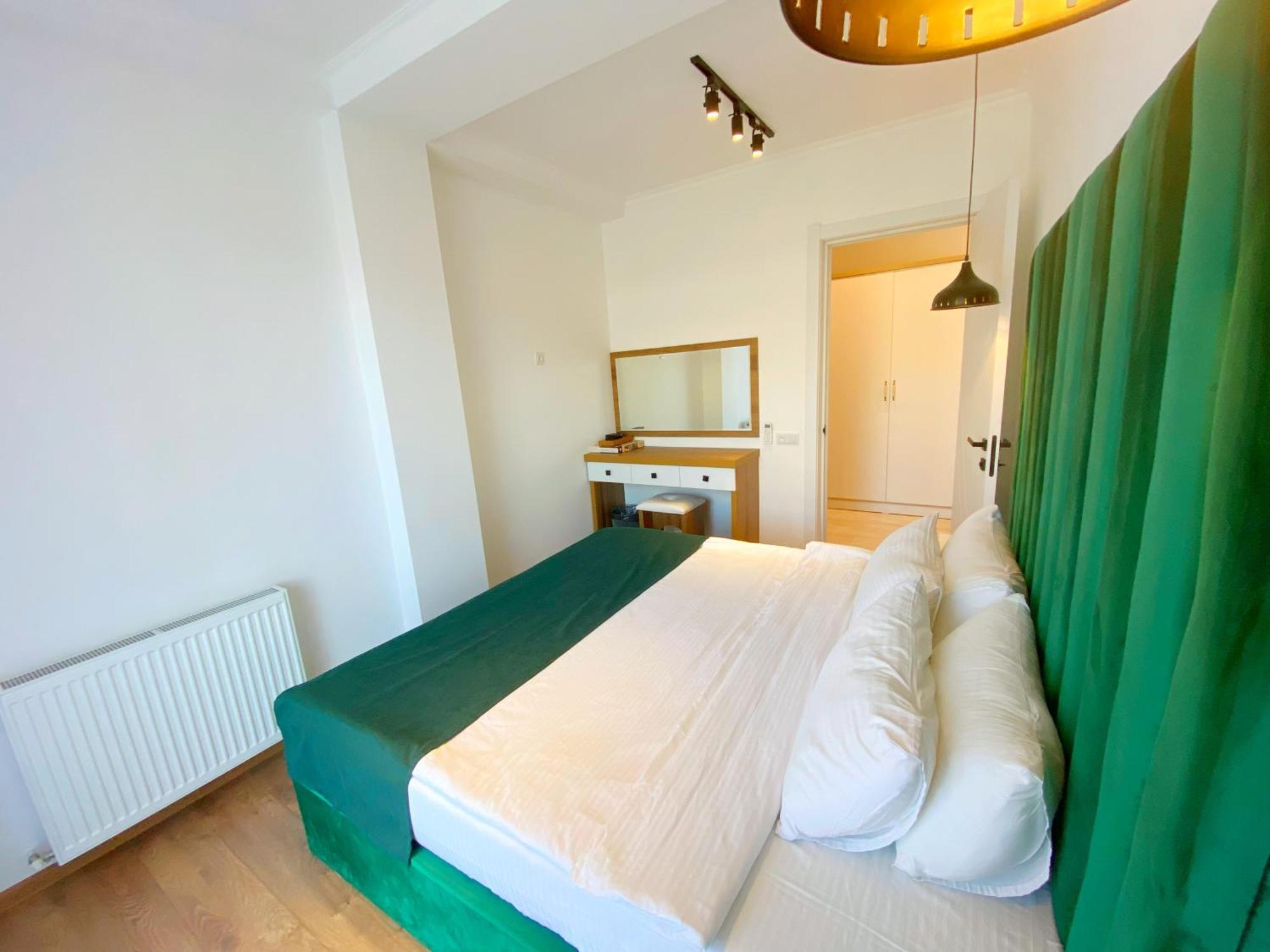 City Heart Luxury Apartment Kutaisi Bagian luar foto