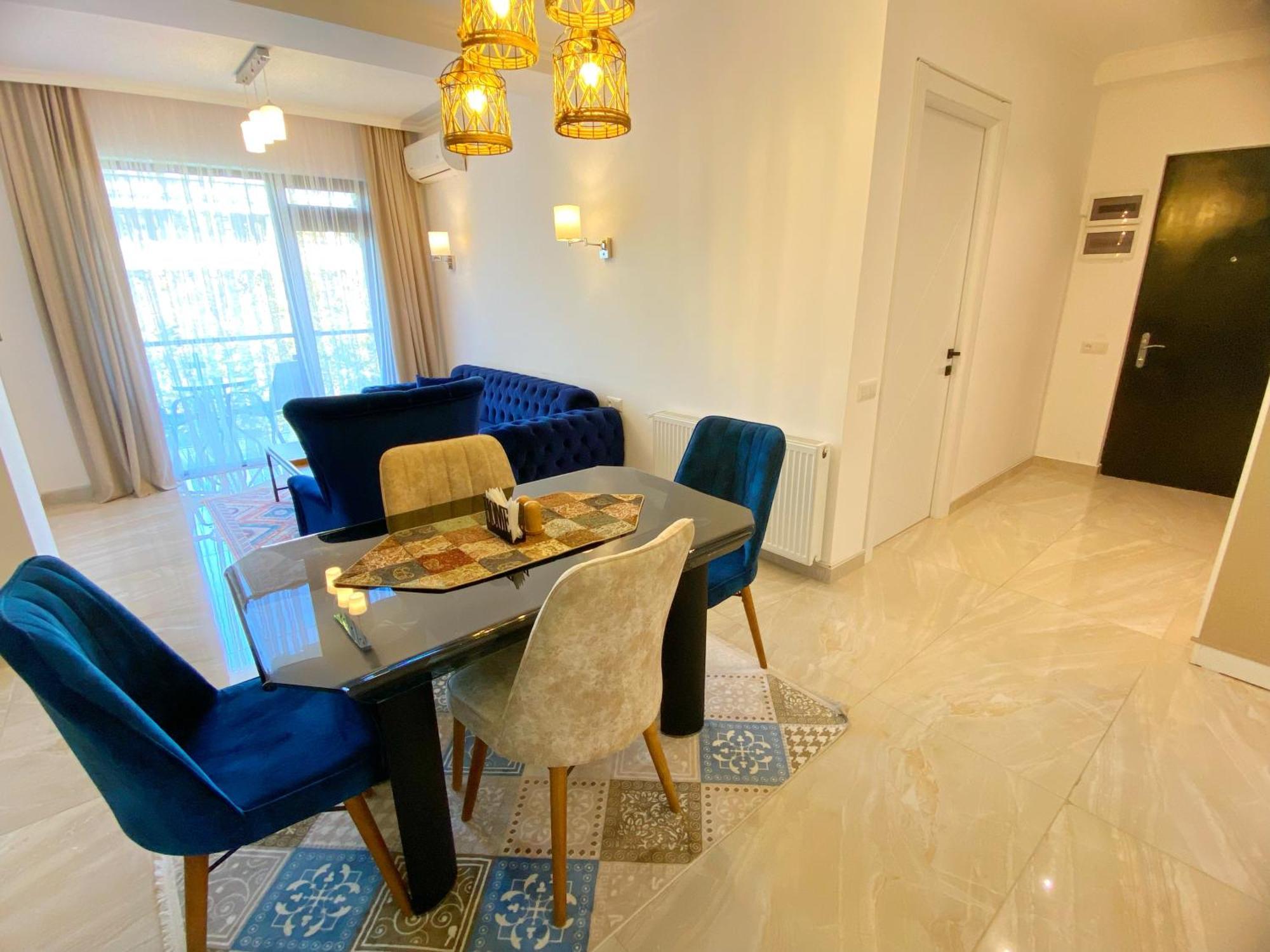 City Heart Luxury Apartment Kutaisi Bagian luar foto